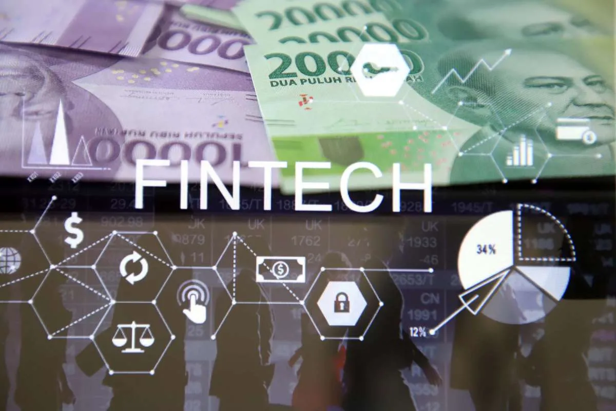 OJK Terbitkan POJK 8/2026, Atur Pelaporan Data Transaksi Pendanaan Fintech Lending
